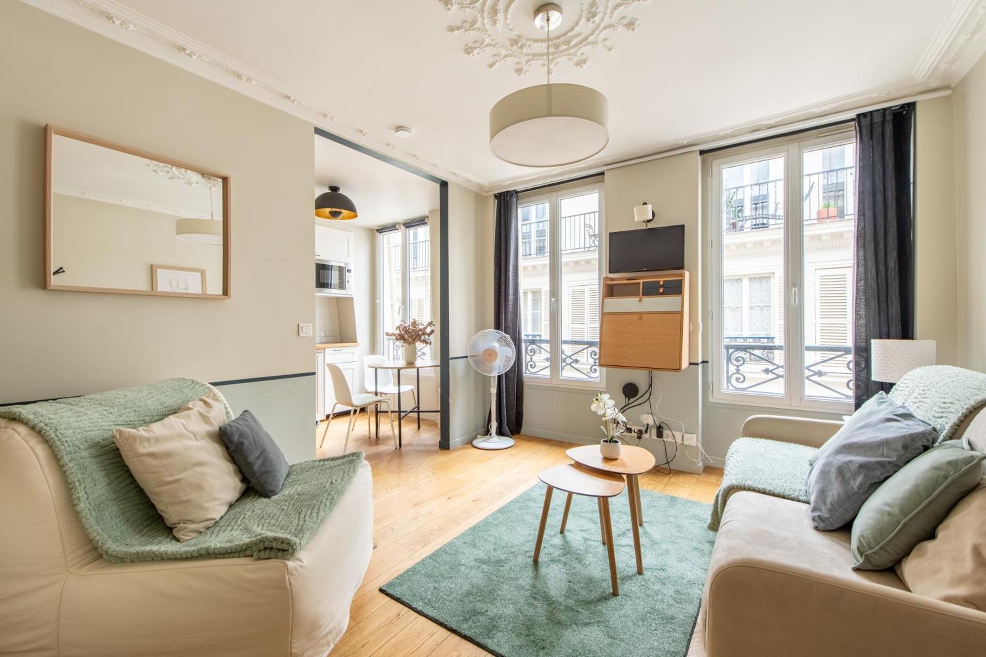 Appartement Modern Spacious Only 1 Minute Away From The Place De La Republique