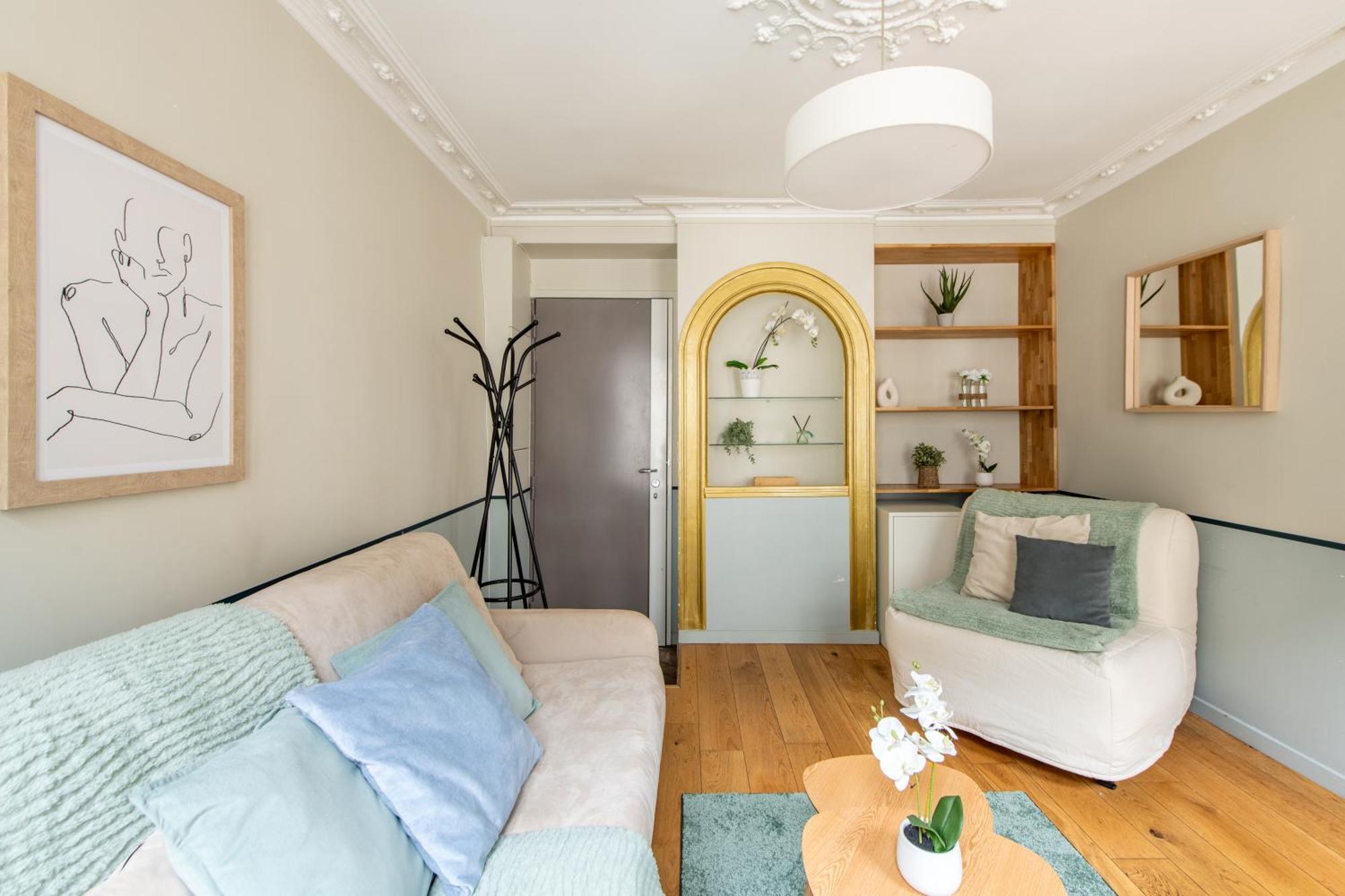 Modern Spacious Only 1 Minute Away From The Place De La Republique Appartement *